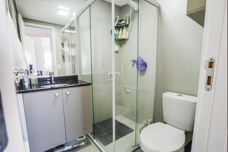 Banheiro de apartamento à venda com 2 quartos, 50m² em Vila Leopoldina, Santo André