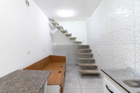 Sala e Cozinha de casa para alugar com 1 quarto, 45m² em Vila Bancaria Munhoz, São Paulo