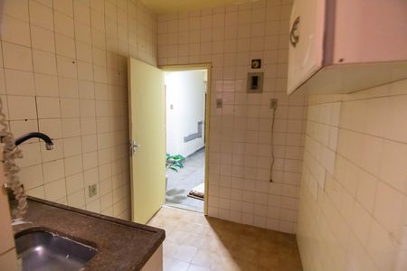 Apartamento para alugar com 57m², 3 quartos e 1 vaga Apartamento para alugar com 57m², 3 quartos e 1 vagaCozinha e Área de Serviço