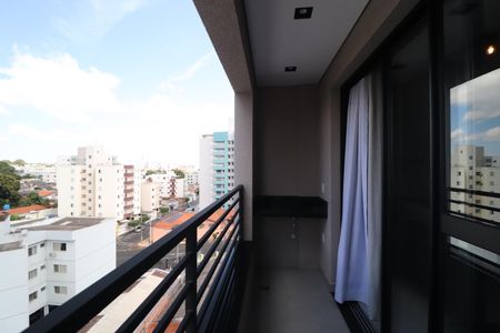 Sacada de apartamento para alugar com 1 quarto, 34m² em Saraiva, Uberlândia