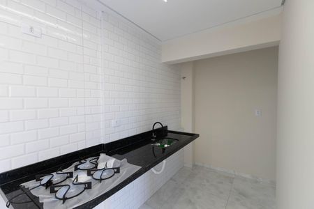 Cozinha  de apartamento para alugar com 2 quartos, 43m² em Vila Santa Terezinha (zona Norte), São Paulo