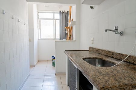 Apartamento para alugar com 74m², 2 quartos e 1 vaga