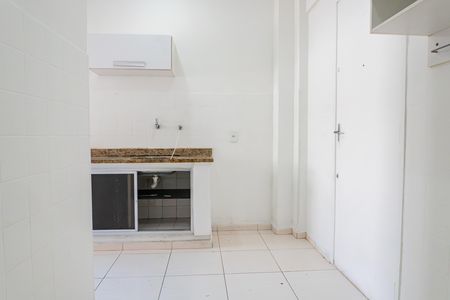 Apartamento para alugar com 74m², 2 quartos e 1 vaga
