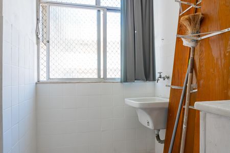 Apartamento para alugar com 74m², 2 quartos e 1 vaga