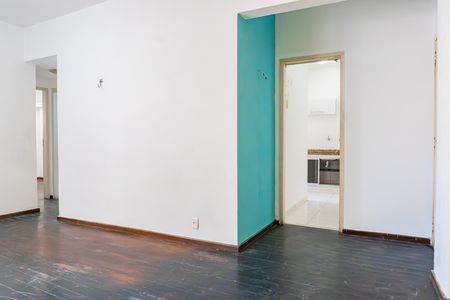 Apartamento para alugar com 74m², 2 quartos e 1 vaga