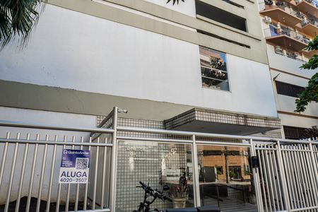 Apartamento para alugar com 74m², 2 quartos e 1 vaga