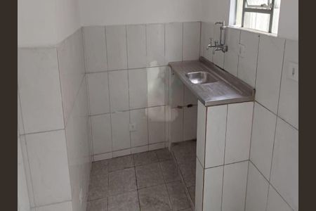 Casa à venda com 2 quartos, 200m² em Vila Brasilio Machado, São Paulo