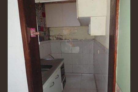 Casa à venda com 2 quartos, 200m² em Vila Brasilio Machado, São Paulo