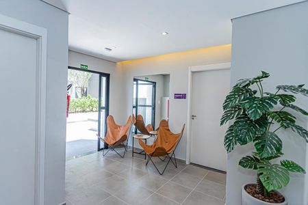 Apartamento para alugar com 37m², 2 quartos e sem vaga Apartamento para alugar com 37m², 2 quartos e sem vagaHall de entrada