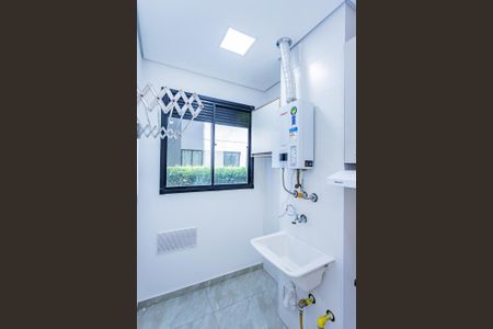 Apartamento para alugar com 37m², 2 quartos e sem vaga Apartamento para alugar com 37m², 2 quartos e sem vagaCozinha e Área de Serviço
