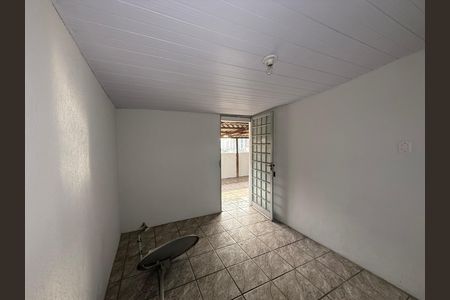 Casa à venda com 250m², 4 quartos e 1 vaga Casa à venda com 250m², 4 quartos e 1 vagaSala Casa 2
