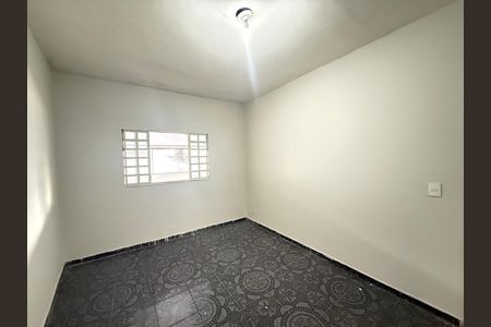 Casa à venda com 250m², 4 quartos e 1 vaga Casa à venda com 250m², 4 quartos e 1 vagaQuarto 2 Casa 1