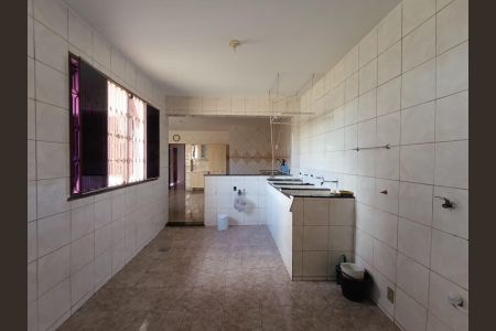 Casa para alugar com 180m², 4 quartos e 3 vagas Casa para alugar com 180m², 4 quartos e 3 vagasÁrea de Serviço