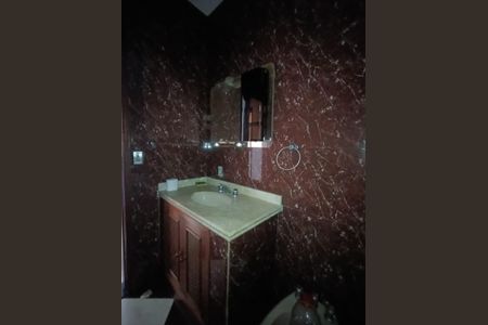 Banheiro Social de casa para alugar com 4 quartos, 180m² em Vila Dagmar, Belford Roxo