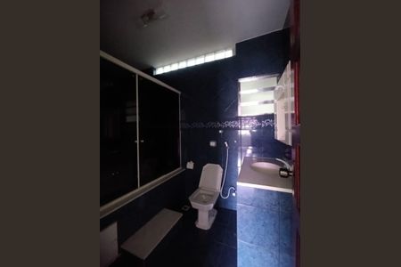 Casa para alugar com 180m², 4 quartos e 3 vagas Casa para alugar com 180m², 4 quartos e 3 vagasQuarto 1-Banheiro