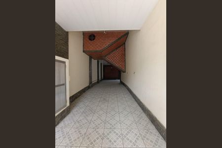Casa para alugar com 180m², 4 quartos e 3 vagas Casa para alugar com 180m², 4 quartos e 3 vagasGaragem