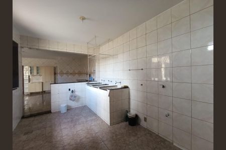 Casa para alugar com 180m², 4 quartos e 3 vagas Casa para alugar com 180m², 4 quartos e 3 vagasÁrea de Serviço