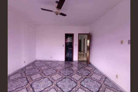 Casa para alugar com 180m², 4 quartos e 3 vagas Casa para alugar com 180m², 4 quartos e 3 vagasQuarto 2