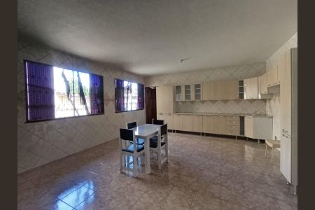 Casa para alugar com 180m², 4 quartos e 3 vagas Casa para alugar com 180m², 4 quartos e 3 vagasCozinha