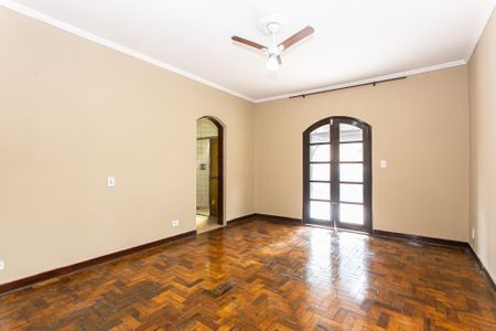 Suíte de casa para alugar com 3 quartos, 220m² em Chácara Seis de Outubro, São Paulo
