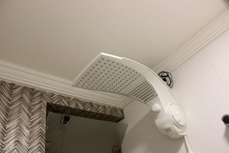 Apartamento para alugar com 110m², 2 quartos e 1 vaga Apartamento para alugar com 110m², 2 quartos e 1 vagaBanheiro da Suíte