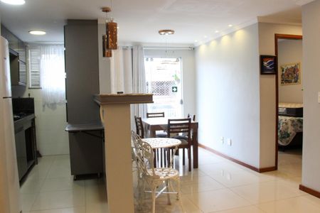 Apartamento para alugar com 110m², 2 quartos e 1 vaga Apartamento para alugar com 110m², 2 quartos e 1 vagaSala