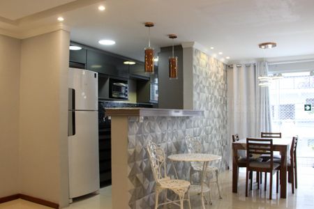 Apartamento para alugar com 110m², 2 quartos e 1 vaga Apartamento para alugar com 110m², 2 quartos e 1 vagaSala