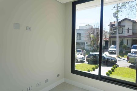 Sala de TV de casa de condomínio à venda com 4 quartos, 375m² em Alphaville, Santana de Parnaíba