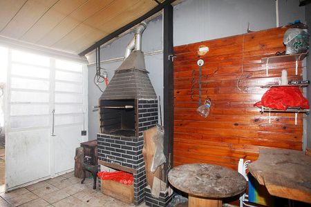 Churrasqueira de casa à venda com 3 quartos, 180m² em Azenha, Porto Alegre