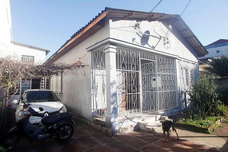Fachada de casa à venda com 3 quartos, 180m² em Azenha, Porto Alegre