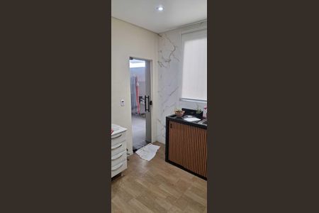 Casa para alugar com 100m², 2 quartos e 1 vagaBanheiro