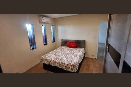 Casa para alugar com 100m², 2 quartos e 1 vagaQuarto