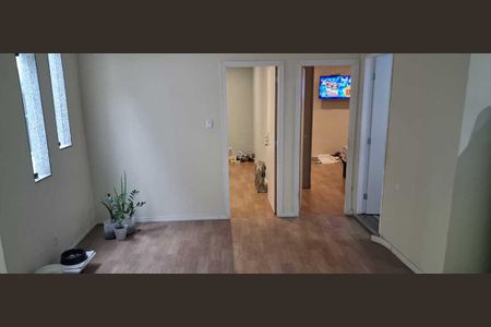 Casa para alugar com 100m², 2 quartos e 1 vagaSala