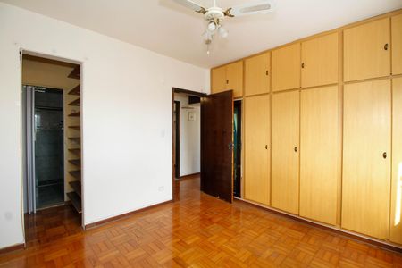 Apartamento para alugar com 119m², 3 quartos e 1 vaga Apartamento para alugar com 119m², 3 quartos e 1 vagaSuíte