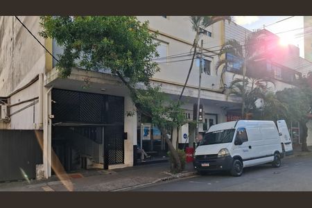 Apartamento para alugar com 119m², 3 quartos e 1 vaga Apartamento para alugar com 119m², 3 quartos e 1 vagaFachada