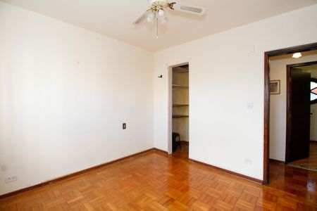 Apartamento para alugar com 119m², 3 quartos e 1 vaga Apartamento para alugar com 119m², 3 quartos e 1 vagaSuíte