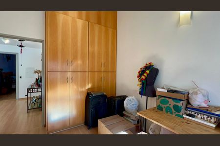 Casa de condomínio para alugar com 300m², 4 quartos e 2 vagas Casa de condomínio para alugar com 300m², 4 quartos e 2 vagasQuarto 2