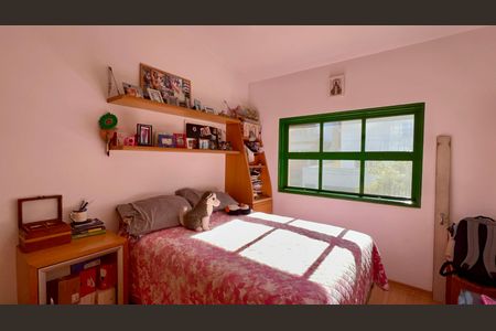 Casa de condomínio para alugar com 300m², 4 quartos e 2 vagas Casa de condomínio para alugar com 300m², 4 quartos e 2 vagasQuarto 1