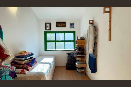 Casa de condomínio para alugar com 300m², 4 quartos e 2 vagas Casa de condomínio para alugar com 300m², 4 quartos e 2 vagasSuíte 1