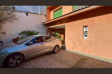 Garagem de casa para alugar com 4 quartos, 300m² em Sumarezinho, São Paulo