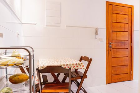 Apartamento à venda com 124m², 4 quartos e 1 vaga Apartamento à venda com 124m², 4 quartos e 1 vagaCozinha