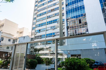 Apartamento à venda com 124m², 4 quartos e 1 vaga Apartamento à venda com 124m², 4 quartos e 1 vagaFachada