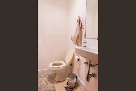 Apartamento à venda com 124m², 4 quartos e 1 vaga Apartamento à venda com 124m², 4 quartos e 1 vagaBanheiro 2