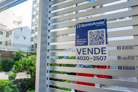 Apartamento à venda com 124m², 4 quartos e 1 vaga Apartamento à venda com 124m², 4 quartos e 1 vagaPlaca instalada BMTG-61