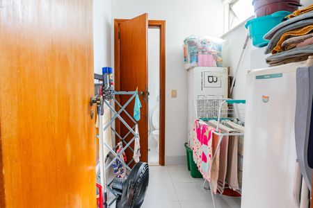 Apartamento à venda com 124m², 4 quartos e 1 vaga Apartamento à venda com 124m², 4 quartos e 1 vagaÁrea de Serviço