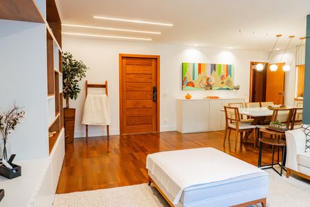 Apartamento à venda com 124m², 4 quartos e 1 vaga