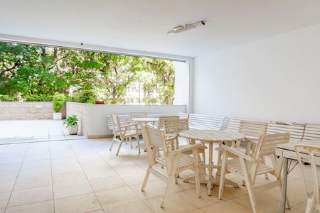Apartamento à venda com 124m², 4 quartos e 1 vaga Apartamento à venda com 124m², 4 quartos e 1 vagaÁrea comum - Playground