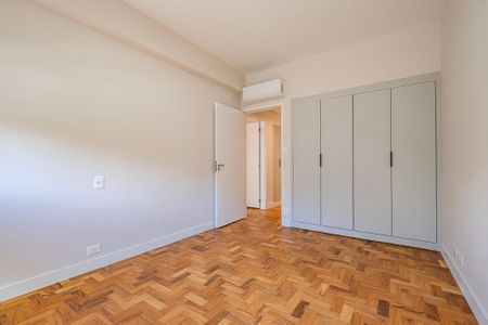 Apartamento para alugar com 137m², 3 quartos e 1 vaga Apartamento para alugar com 137m², 3 quartos e 1 vagaQuarto 2