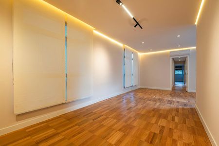Sala de apartamento para alugar com 3 quartos, 137m² em Jardim Europa, São Paulo