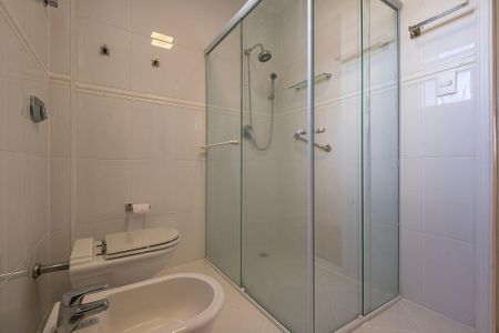Apartamento para alugar com 137m², 3 quartos e 1 vaga Apartamento para alugar com 137m², 3 quartos e 1 vagaBanheiro 1